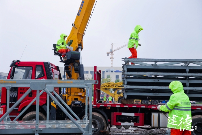 20分鐘一座應(yīng)急橋！徐工參與2024年省級公路與運輸突發(fā)事件應(yīng)急演練