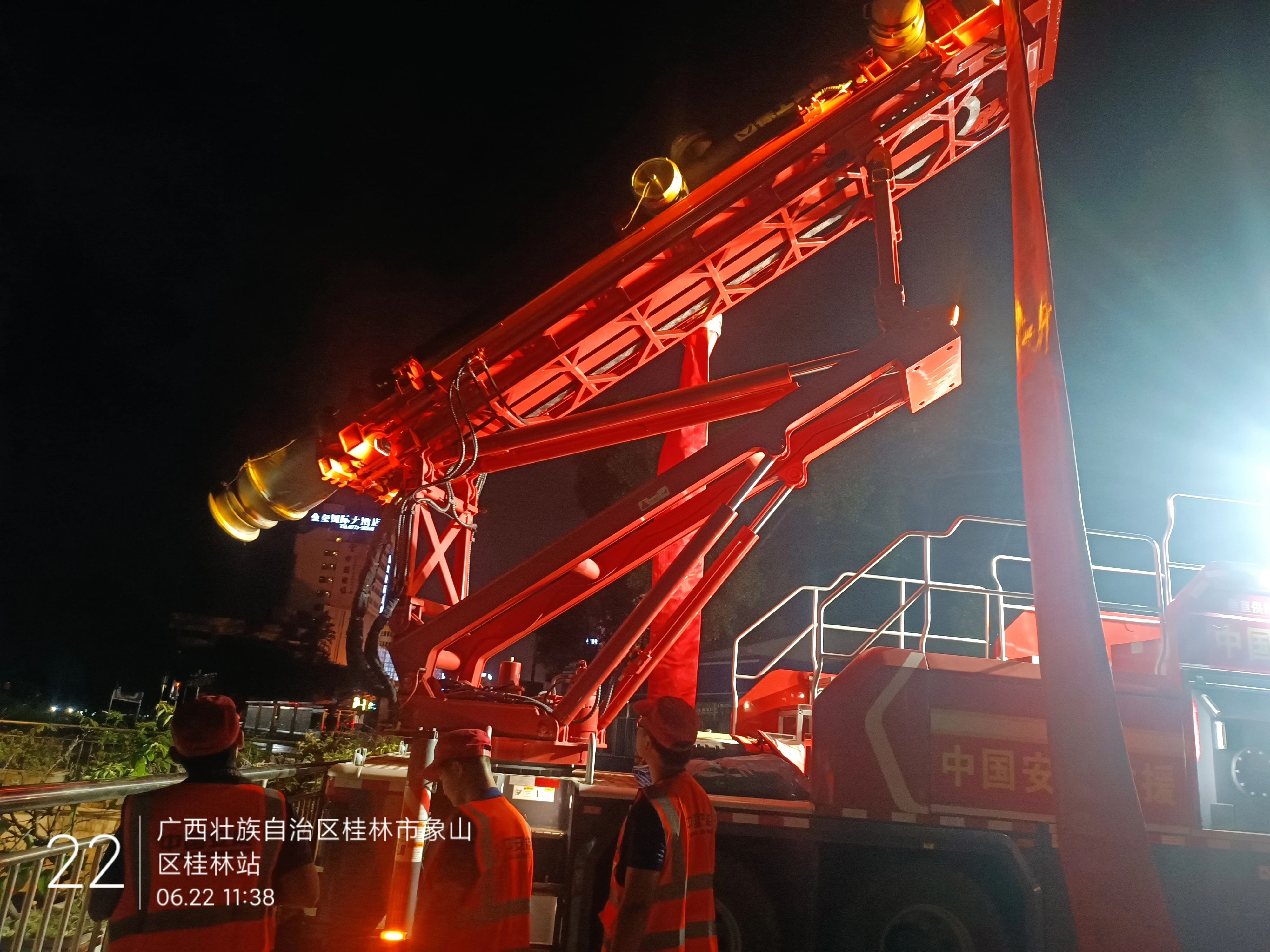 桂林洪水！徐工多臺排澇應(yīng)急裝備全力迎戰(zhàn)!