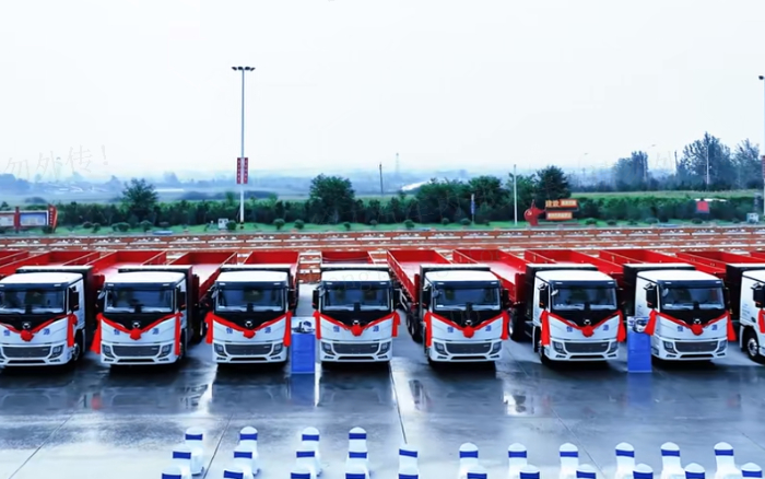 百臺交付，千臺簽約！200臺徐工新能源純電動重卡奔赴河南