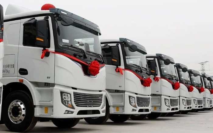 批量交付、千臺(tái)訂單！徐工新能源重卡“豫”見綠色未來