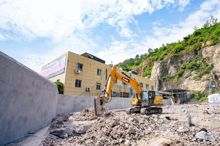 從修理工轉(zhuǎn)型當(dāng)老板，徐工XE200GA“閉眼入”！