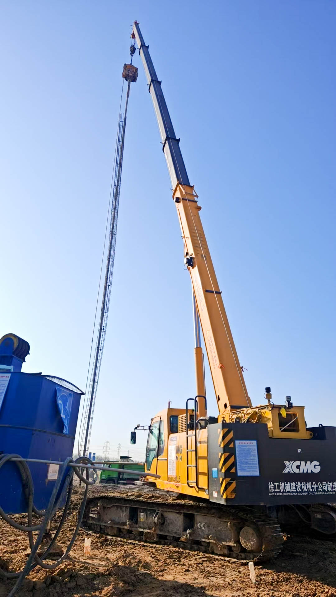 聽說工地來了個(gè)“巨能扛”？這波操作穩(wěn)了！XGTC30L5吊裝鋼筋籠現(xiàn)場紀(jì)實(shí)