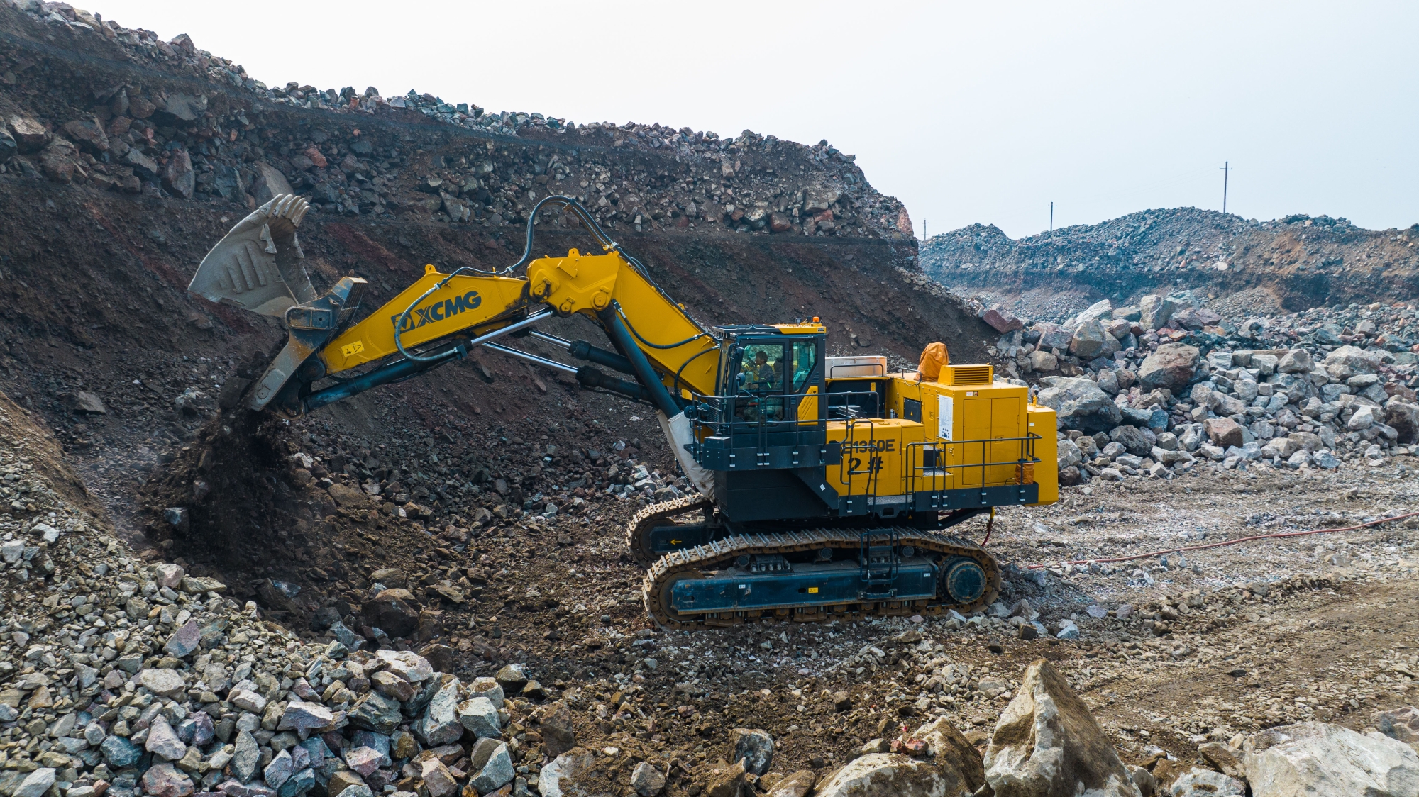 破局“硬巖+低碳”雙難題，徐工純電礦挖XE1350E贏得河北鐵礦客戶信賴