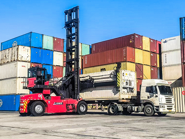 征戰(zhàn)-20℃！徐工綠色智能裝備列陣渤海灣